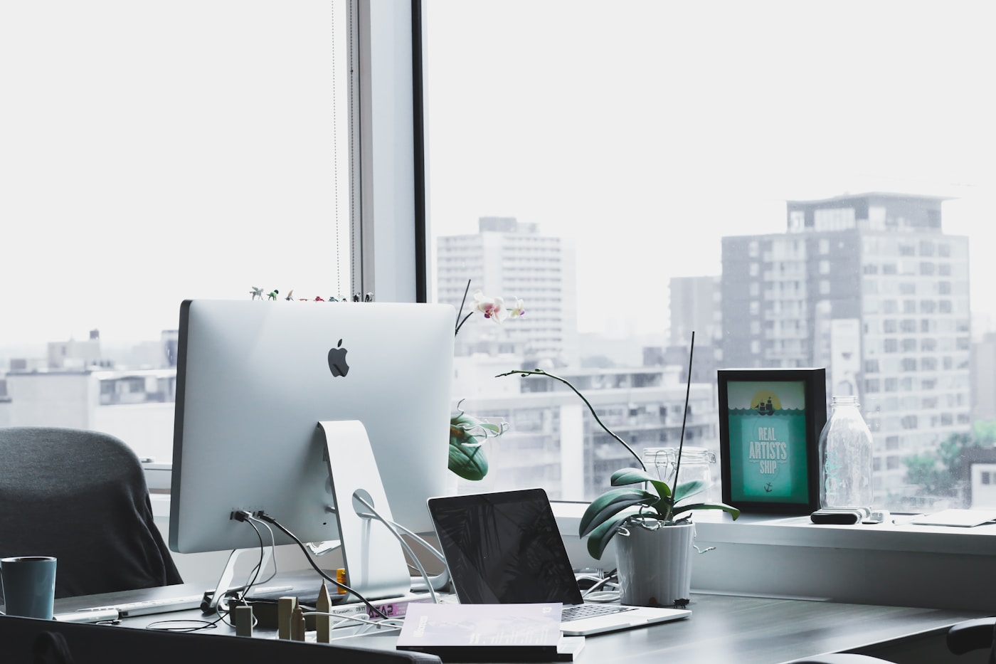 How to make a borrowed desk corner feel like yours